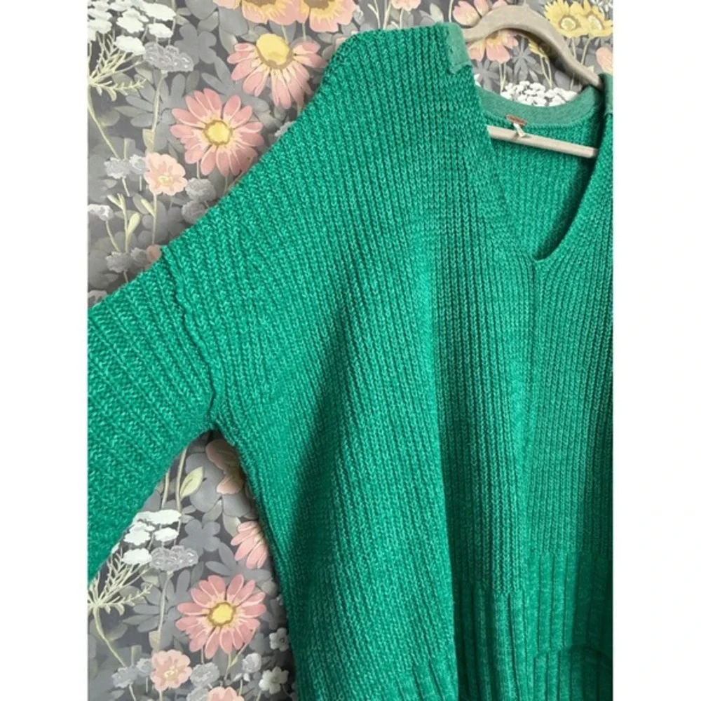 Free People Oversized V Neck Distressed Knit Sweater Teal‎ Green XS